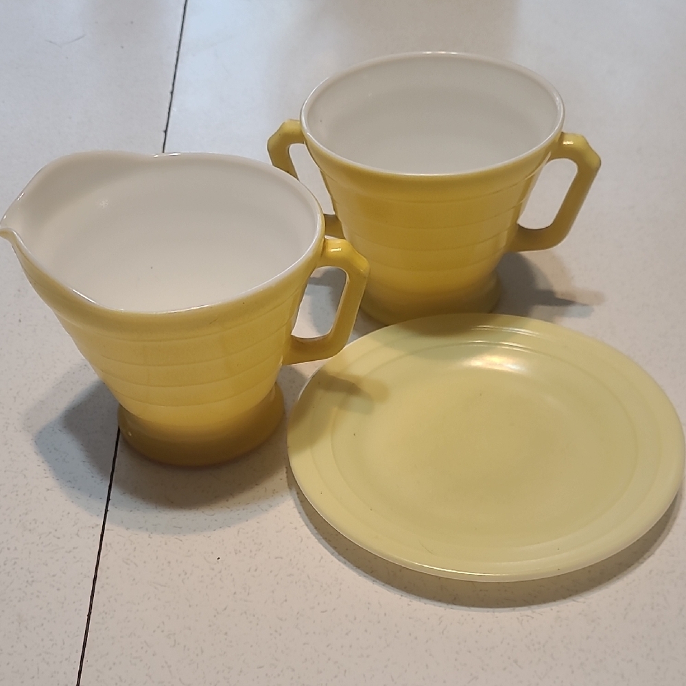 Vintage Cream And Sugar Cups With Saucer